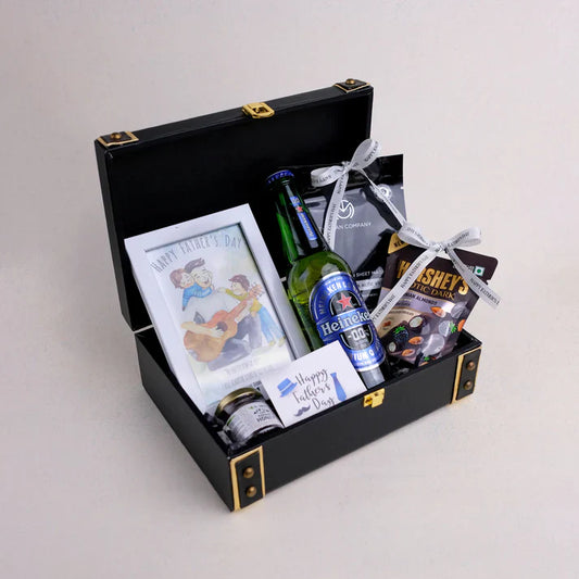 Dad Is My Superhero Gift Hamper – Father’s Day & Birthday Gift Box in Kerala | Eternal Flowers