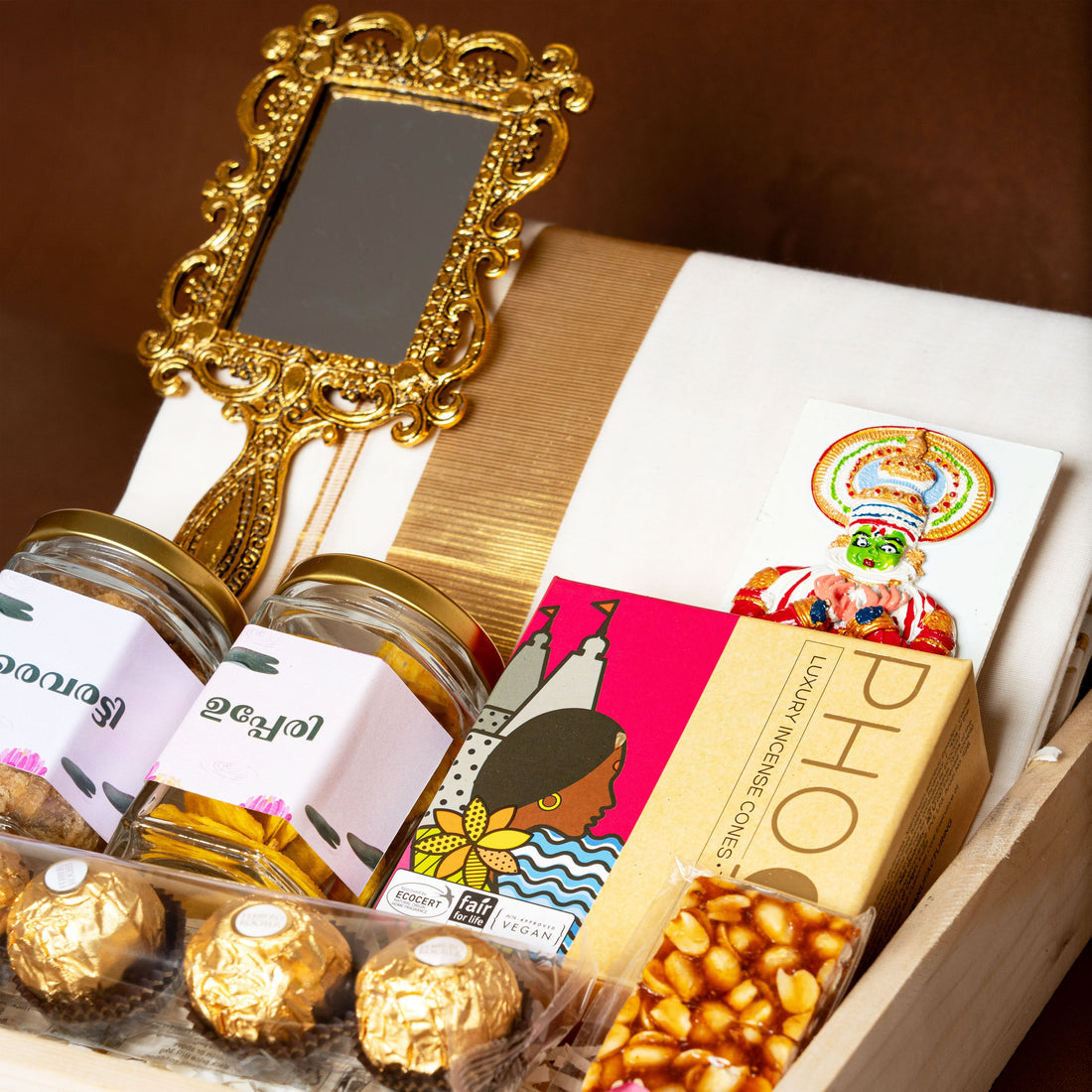 Pichi Kerala Onam Gift Hamper – Fragrant & Festive Onam 2025 Gifting | Eternal Flowers