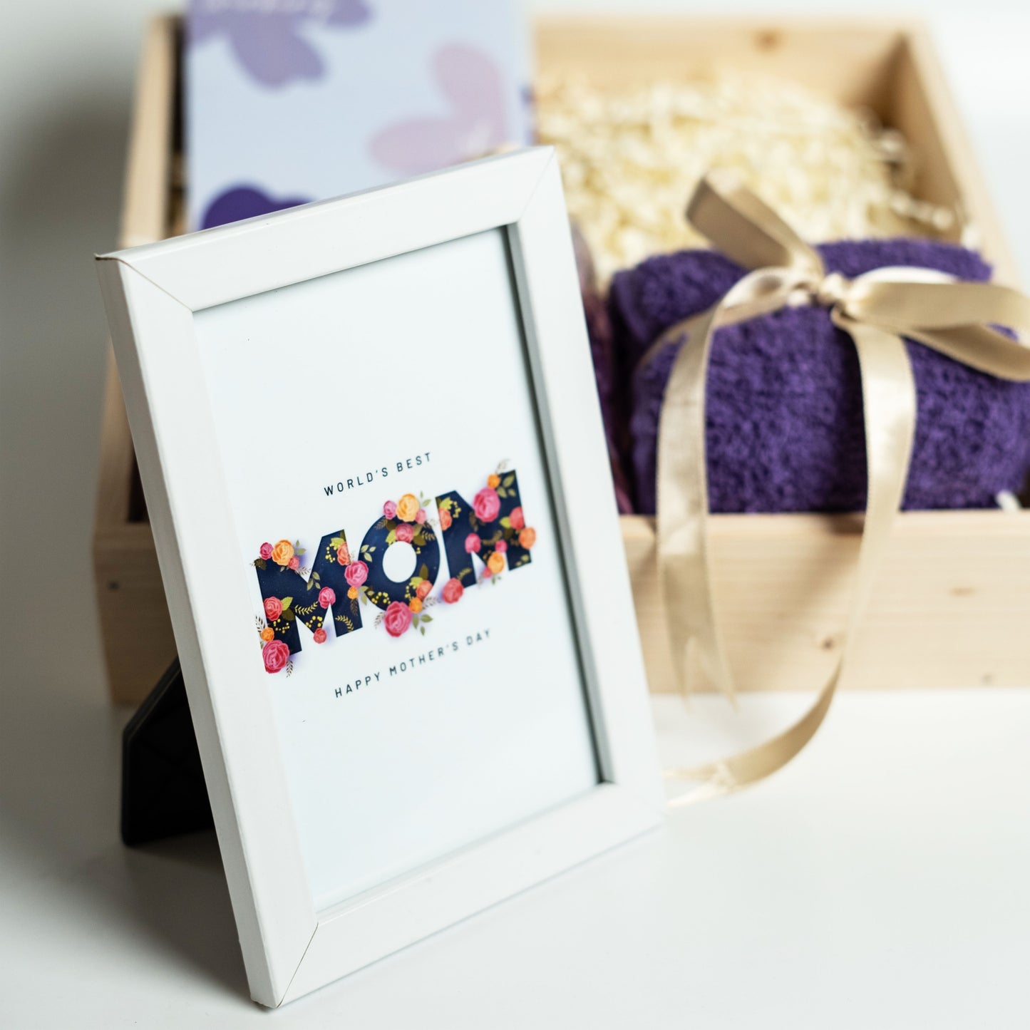 World’s Best Mom Photo Frame – A Beautiful Keepsake