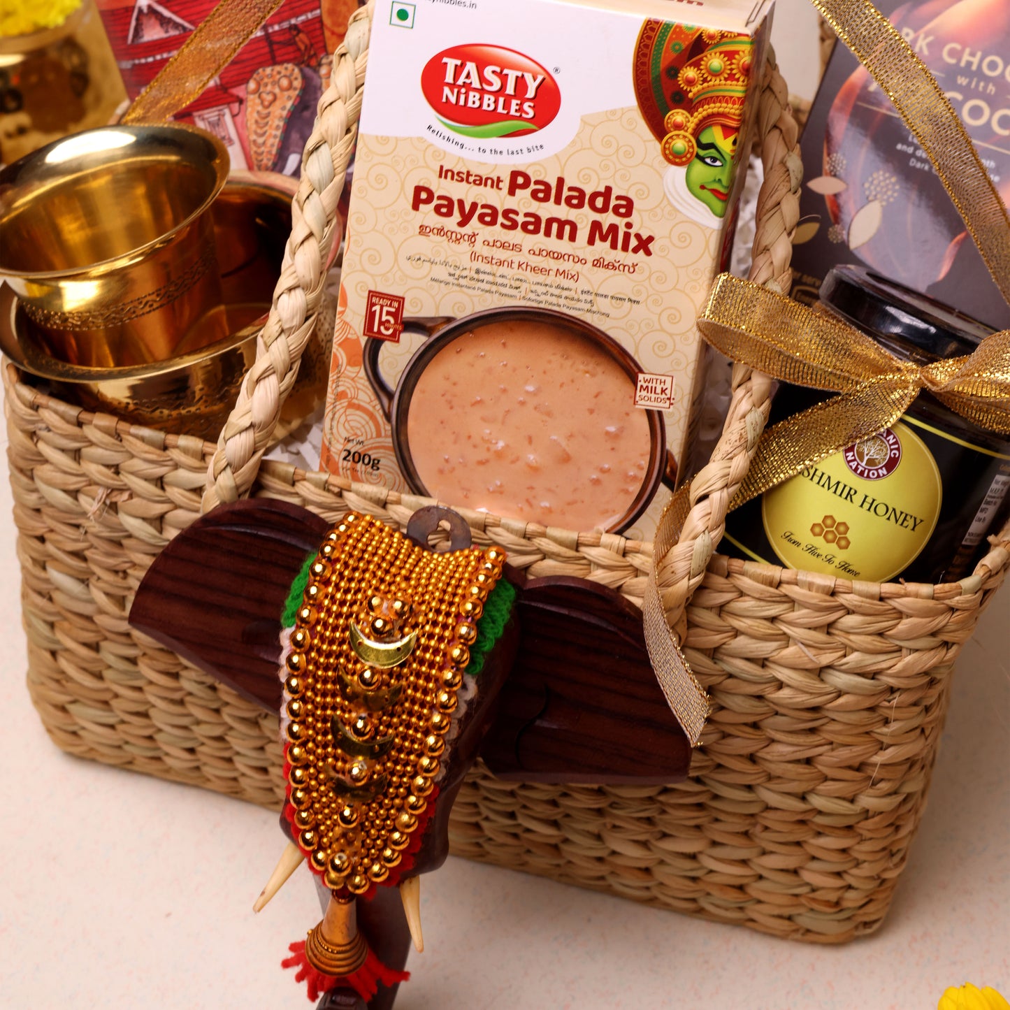 Premium Kerala Thiruvonam Hamper | raditional Brass Davara and Tumbler Set | Authentic Onam Elegance