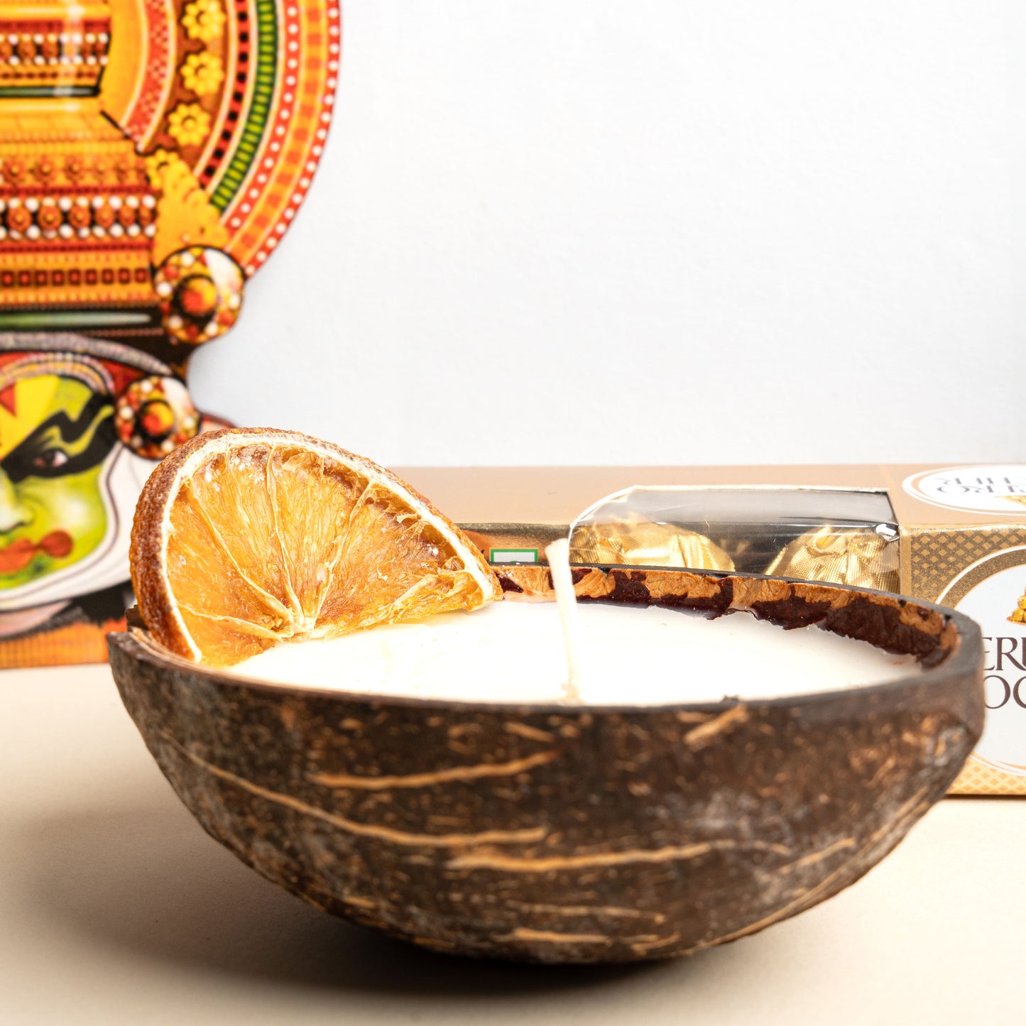 Thenga Eco-Friendly Coconut Candle | Orange or Spices Scent for a Festive Glow