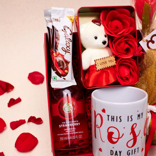 Teddybear with Roses Box | Adorable Love