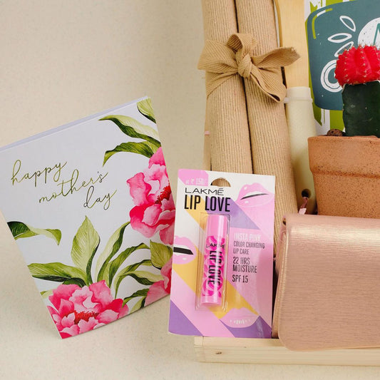 Elegance in Bloom Gift Hamper – Feminine Lifestyle Gift in Kerala | Eternal Flowers