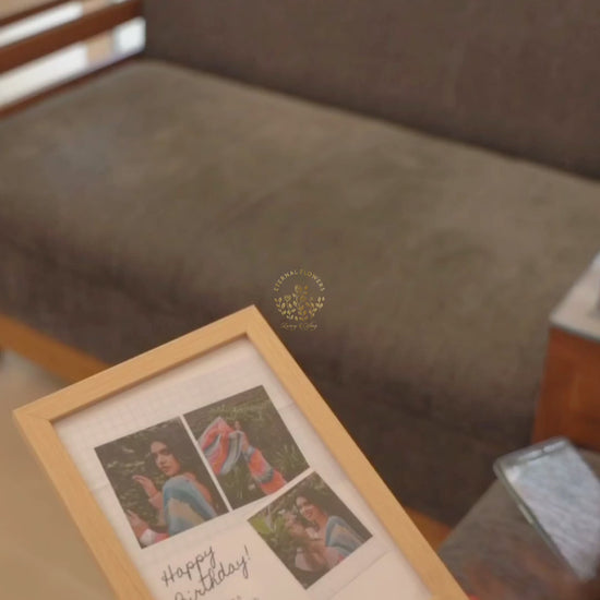 AR picture frame displaying a video after scanning QR code